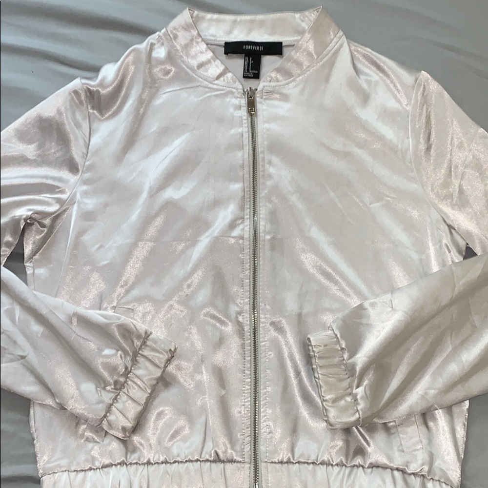 Silver jacket - Picture 2 of 3
